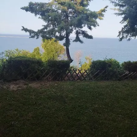 Country Art Alkyoni Daire Kókkinon Nerón