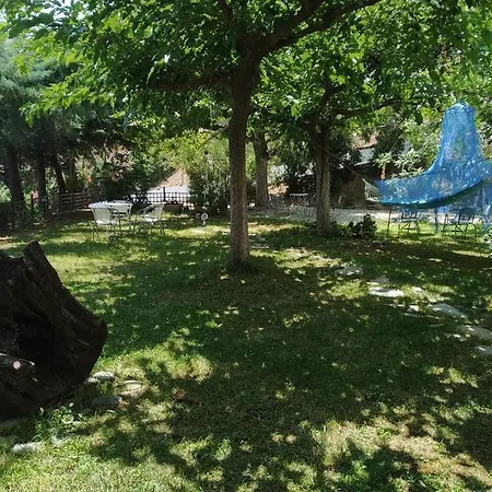 Country Art Alkyoni Kókkinon Nerón